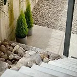 شقة Hidden Retreats 1466 Edition