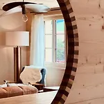 Hidden Retreats 1466 Edition شقة *