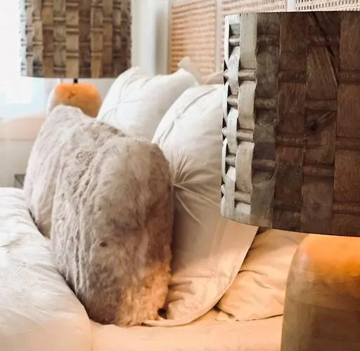 Hidden Retreats 1466 Edition * Reichenbach im Kandertal