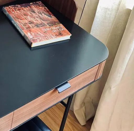 Hidden Retreats 1466 Edition Daire