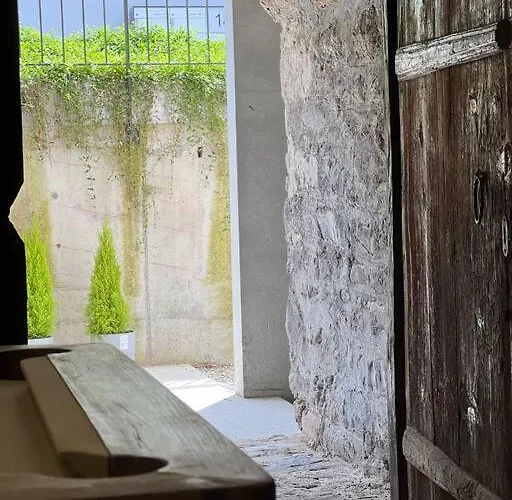 Hidden Retreats 1466 Edition Daire Reichenbach im Kandertal