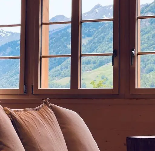 Daire Hidden Retreats 1466 Edition *