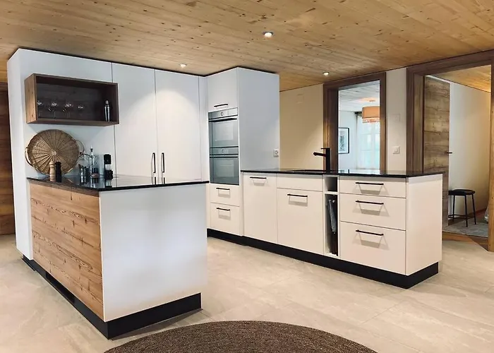 Hidden Retreats 1466 Edition Daire