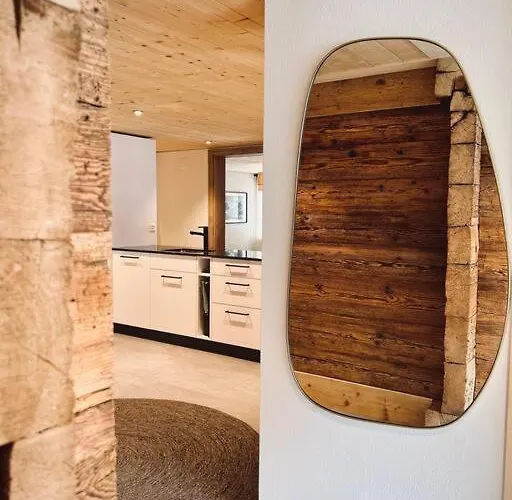 Hidden Retreats 1466 Edition Daire Reichenbach im Kandertal