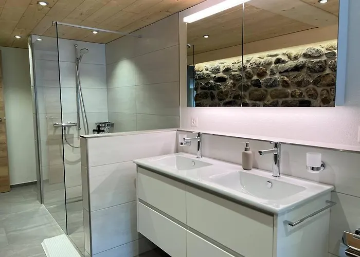 Hidden Retreats 1466 Edition Daire Reichenbach im Kandertal