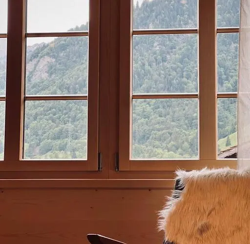 Hidden Retreats 1466 Edition Reichenbach im Kandertal