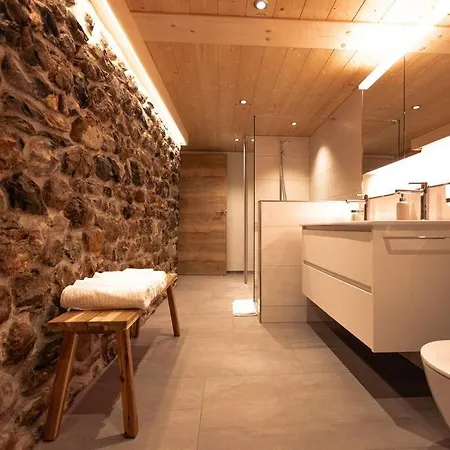 Hidden Retreats 1466 Edition *